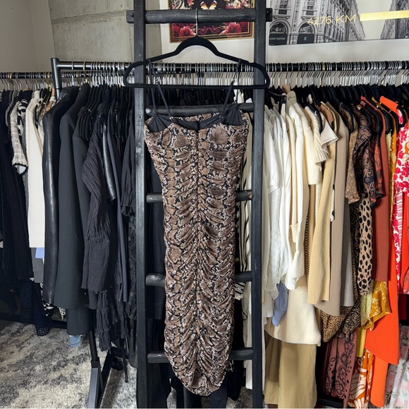 Babaton Snake Print Mesh Ruched Midi Dress - Picture 7 of 10